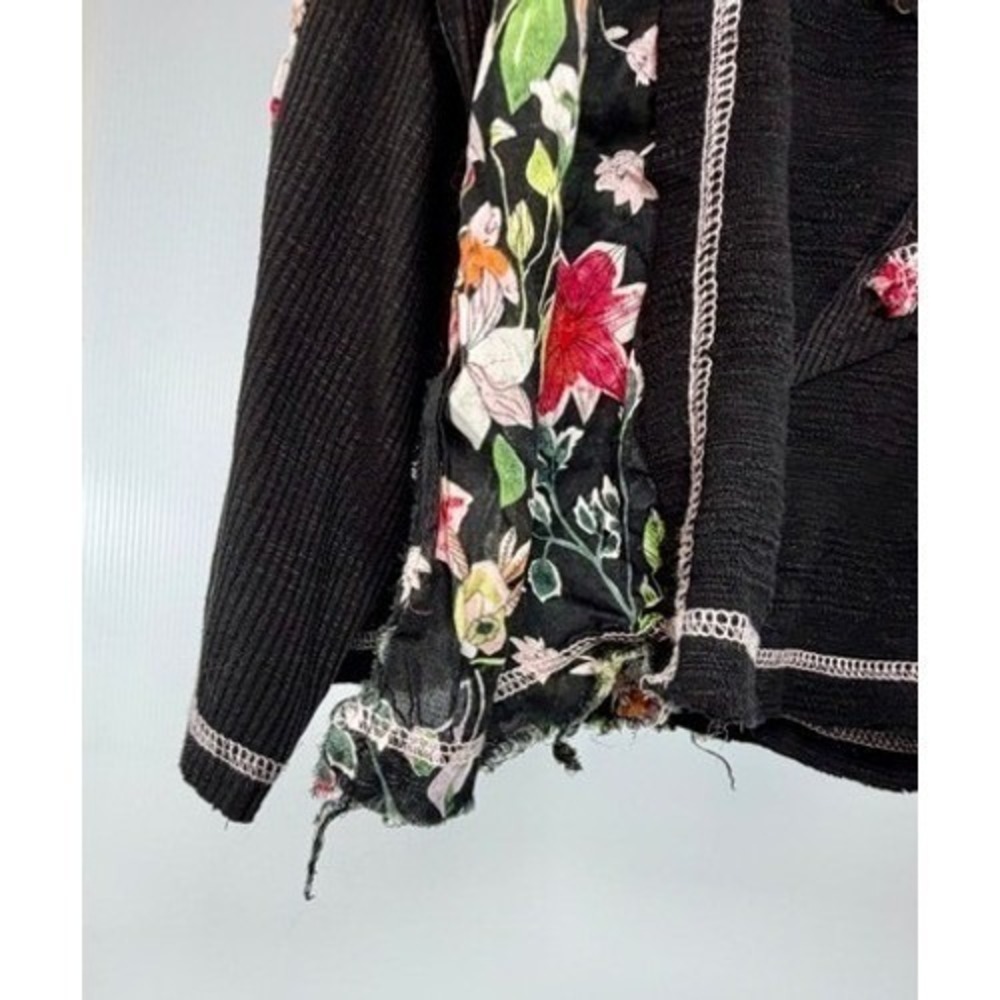 POL Womens Large Black Floral Star Patch Raw Hem Boho‎ Distressed Oversized Top - Picture 11 of 16